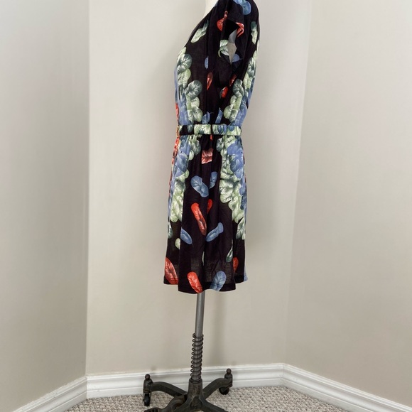 Dress - Picture 4 of 8